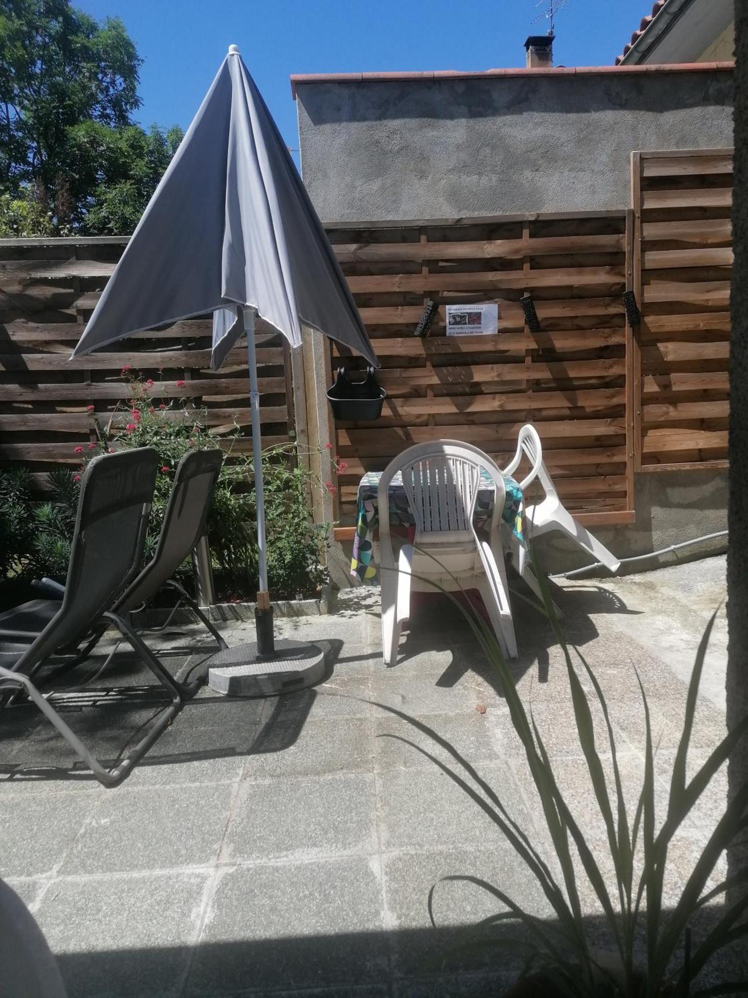 Ferienwohnung Chambre 23M2 Avec Jardin Wi-Fi Gratuit Saint-Girons Exterior foto